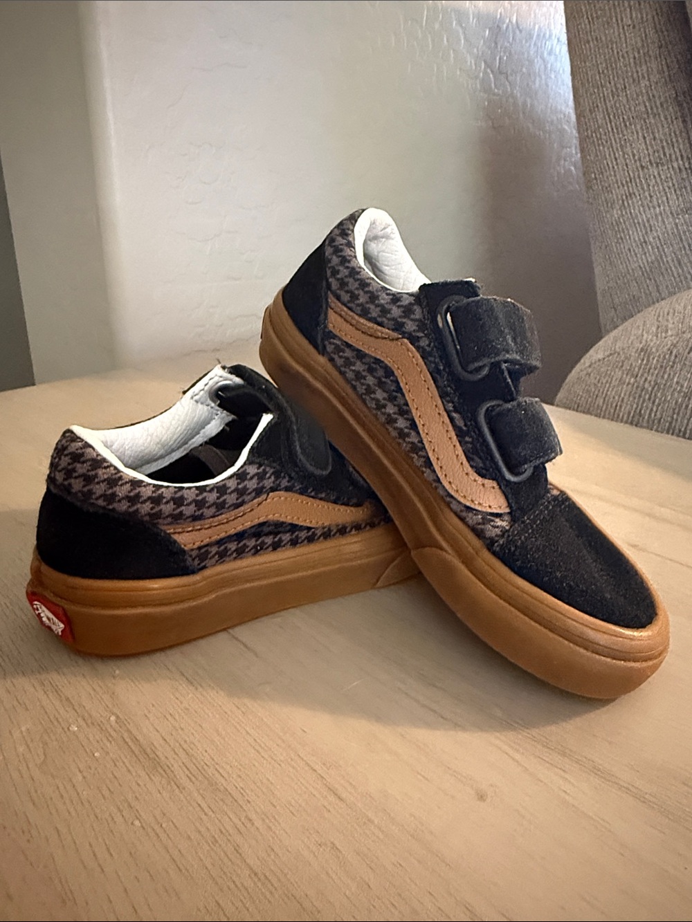 Vans Kids Black and Brown Houndstooth Low-Top Sneakers with Velcro